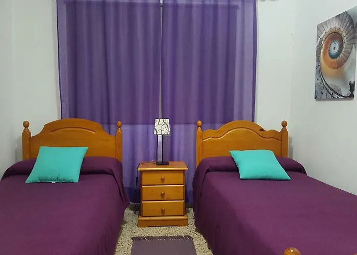 Atico Con Vistas Al Mar, *