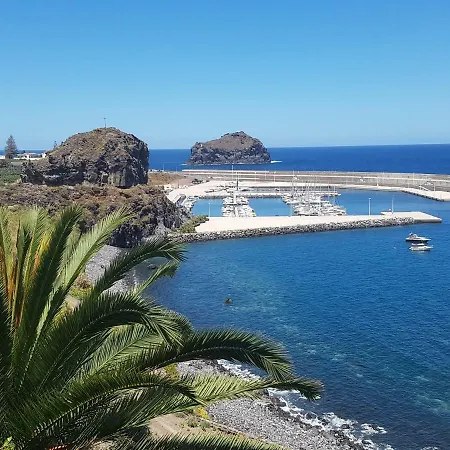 Atico Con Vistas Al Mar, Apartamento *