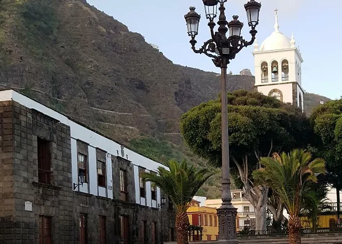 Atico Con Vistas Al Mar, *