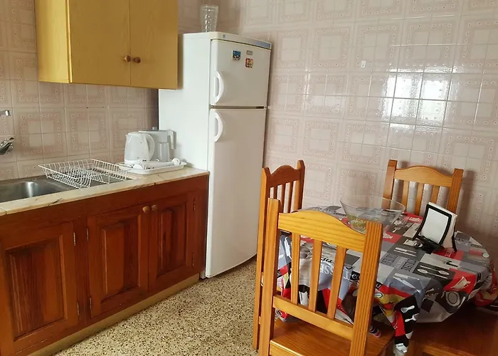 Atico Con Vistas Al Mar, *